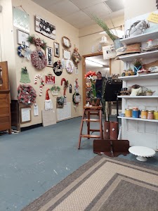 Back Porch Pickers and Artisans place picture